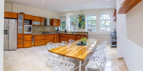 Zona Norte Bed & Breakfast | Casa Romero Cartagena Casa de Playa