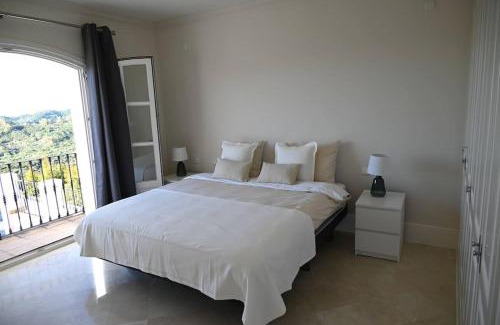 Benahavis House | Casa Rosado La Heredia Monte Mayor GOLF WIFI MARBELLA ESTEPONA