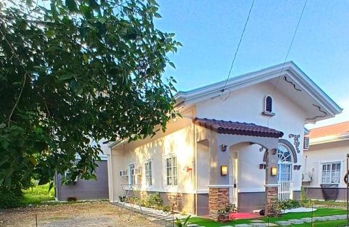 Dauis Apartment | Casa Rosalia - solar powered