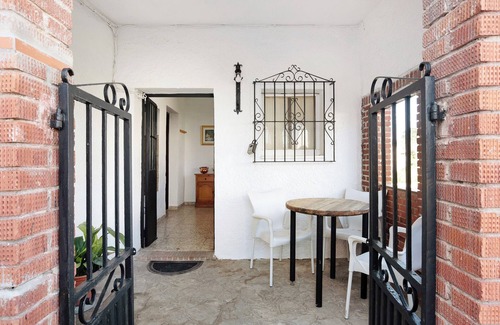 San Ambrosio House | 'Casa Rural Cruce de Castro' with Wi-Fi