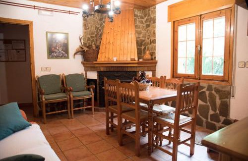 Arroyo Frio House | Casa Rural Los Jamones