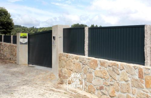 Linhares de Cima House | Casa Santa Marinha