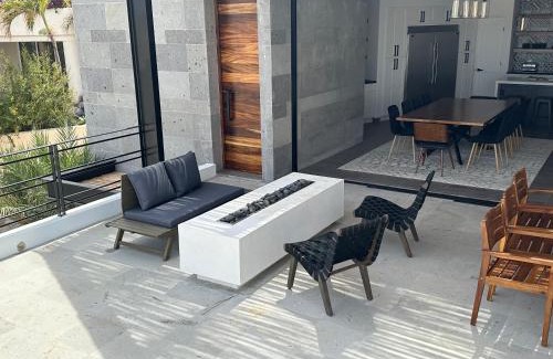Pedregal Villa | Casa Santos Pedregal