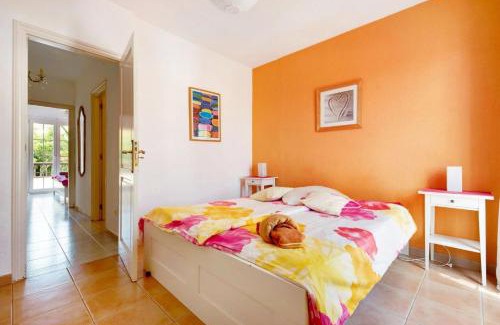 Chayofa Ski Chalet | Casa Sarita - well maintained house in Chayofa with Pool