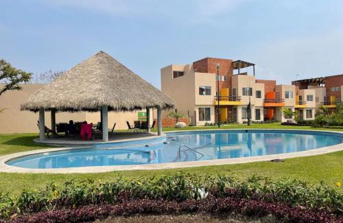 Morelos House | Casa Sauces Sur, alberca, billar, roof garden privado