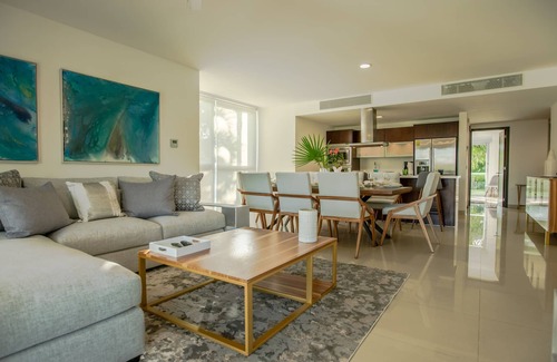 Puerto Juarez Condo | Casa Serena With Private Pool 2 Bedroom Condo by RedAwning