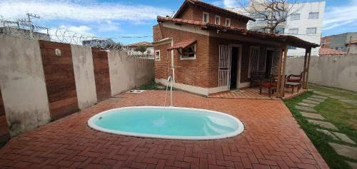 Mariricu House | Casa Sol&Mar com Piscina na Beira da Praia Guriri