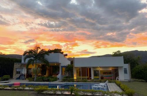 Apulo Villa | Casa Tótem inmersión inolvidable en la naturaleza