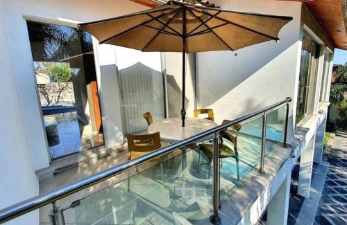 Alpuyeca House | Casa Tamarindo