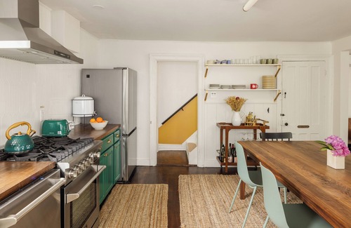 Tivoli House | Casa Tivoli - Upstate Getaway in Charming Village