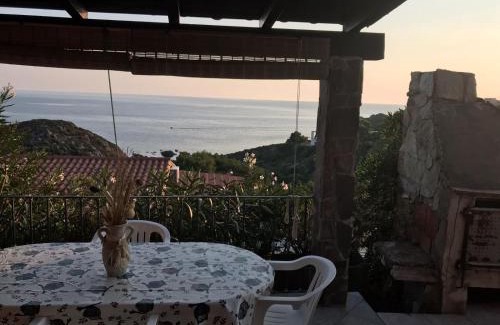 Torre dei Corsari House | Casa vacanza con terrazza e vista mare