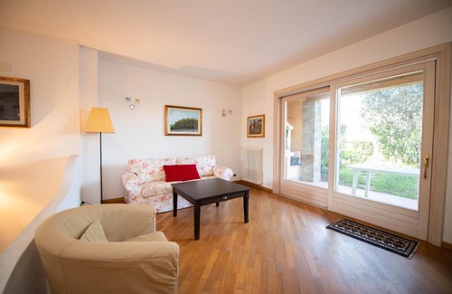 Manerba del Garda Apartment | Casa Vacanze Cecilia