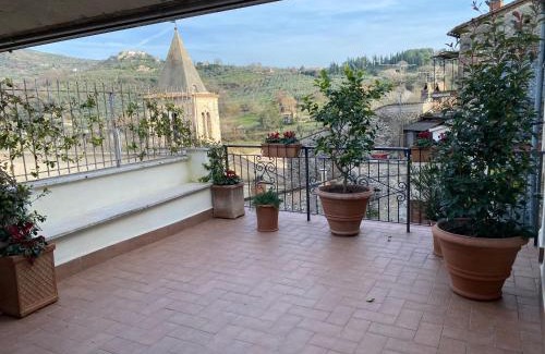 Montopoli di Sabina House | Casa Vacanze Sharazad