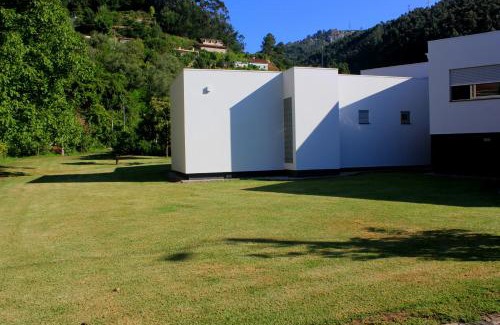 Parada de Bouro House | Casa Vale da Cortinha - Near Gerês