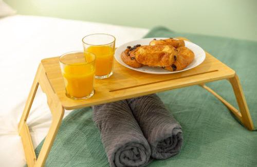Bagneux Apartment | Casa Verde - near RER B Bagneux