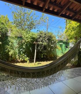 Pereque-Mirim House | Casa verde Ubatuba ao lado da praia da Enseada e Santa Rita