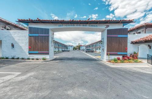 Port Hueneme Hotel | Casa Via Mar Inn, an Ascend Collection Hotel