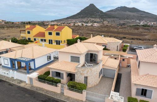 Vila Baleira House | Casa Vista Azul With Pool in Porto Santo
