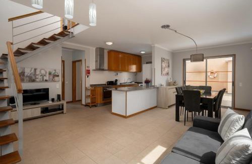 Vila Baleira House | Casa Vista Azul With Pool in Porto Santo