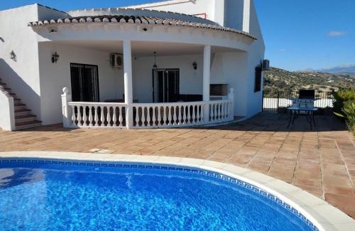 Vinuela Villa | Casa VIVAndalusia Centrally located villa with private pool, breathtaking views by Rentasunnyplace
