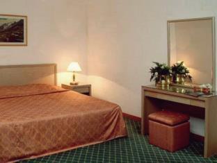 Qurish Street Hotel | Casablanca Elite