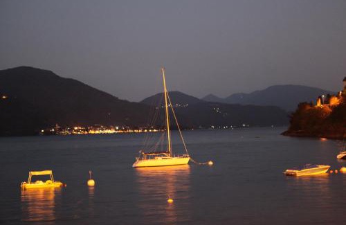 Cannero Riviera Apartment | CasAle Fe-Wo - Appartamenti con vista Lago