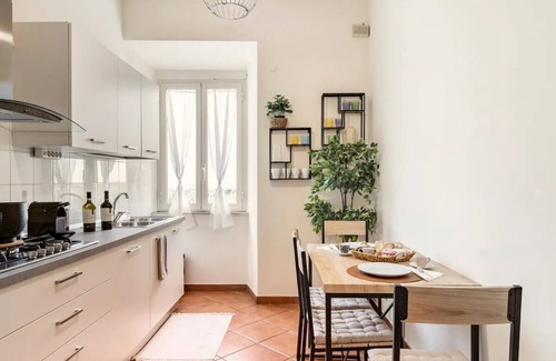 Frascati House | Casale Tra Le Vigne, Near Rome