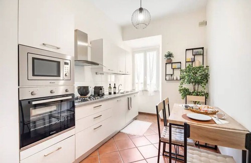 Frascati House | Casale Tra Le Vigne, Near Rome