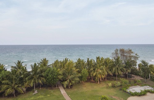 Nilaveli Apartment | CASAMIA Oceanfront Condo Nilaveli