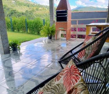 Agua Santa House | Casas boa vista