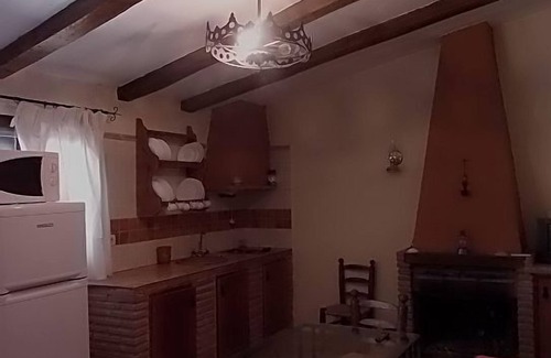 Tiscar Cottage | Casas la Piedra de Tíscar for 6 people