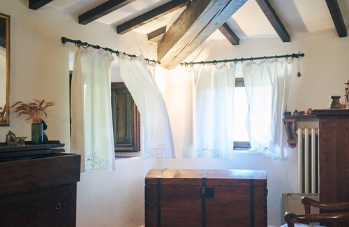 Pian di Sco House | CASASTAGI portion of farmhouse in the green of Tuscany