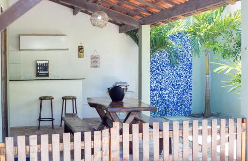 Barra Mar House | Casasveraneio casa top com 3 suítes com ar condicionado a 100 m da Praia - Barra de São Miguel, 7 minutos do gunga e 3 da praia bonita e conchas ! Área gourmet particular com churrasqueira , chuveirão !condomínio com muito verde,piscina de 10m!