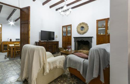 Javea Town Center Ski Chalet | Casc Antic