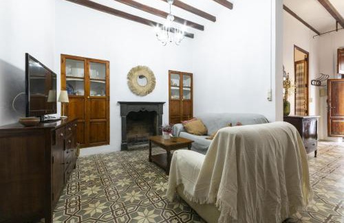 Javea Town Center Ski Chalet | Casc Antic