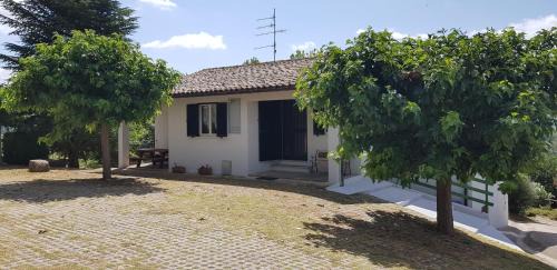 Todi Apartment | Case in campagna con piscina a Todi