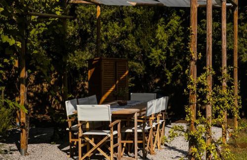 Castiglioncello House | CASENUOVE III - Casale con giardino e piscina
