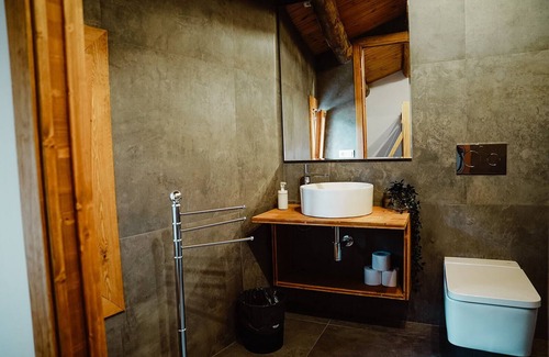 Naves Hostel | Cases Altes de Posada