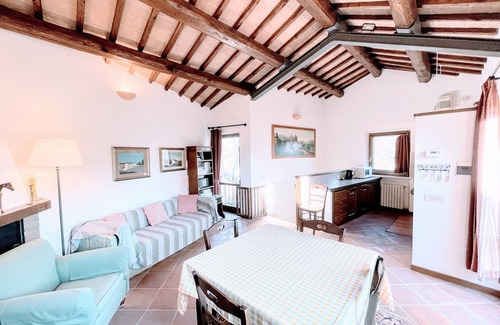 Strettura House | Casetta - sleeps 5 with aircon, wifi, pool and astounding views