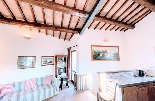 Strettura House | Casetta - sleeps 5 with aircon, wifi, pool and astounding views