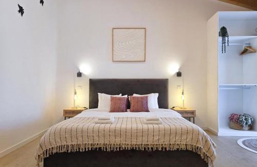 Lagoa e Carvoeiro House | CASINHA DE LAGOA - Cozy House, AC & Wi-Fi