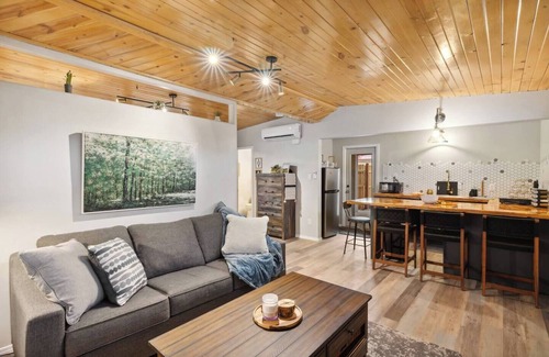 Albuquerque Apartment | Casita Abeja-North Valley