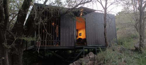 Yocsina House | Casita en el río, Mayu Sumaj