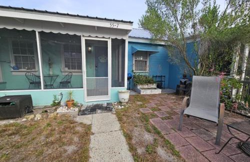 Lanark Village House | Casita Margarita