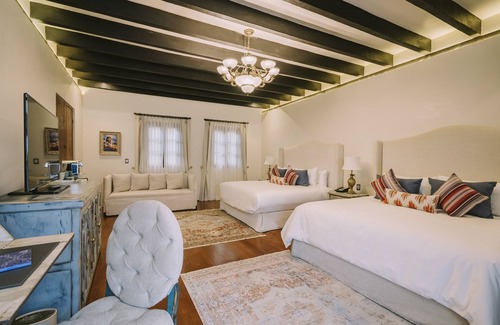 Puebla Historic Center Hotel | Casona de los Sapos Hotel Boutique