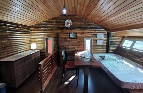 Sri Aman House | Cassava Homestay - Rumah Gallery