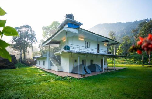 Devikolam Hotel | Casspo Forest Bungalow