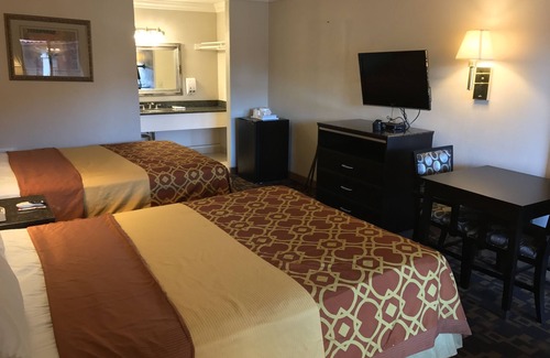 Castaic Hotel | Castaic Inn Near Six Flags Magic Mountain
