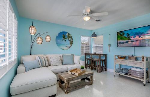Ocean Shores House | Castaway Cottage Paradise At The Beach!