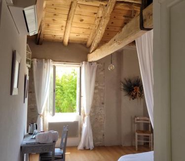 Castelnau-de-Montmiral Bed & Breakfast | Castel Mazars
